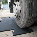 Резиновая тротуарная плитка для движения на коньках